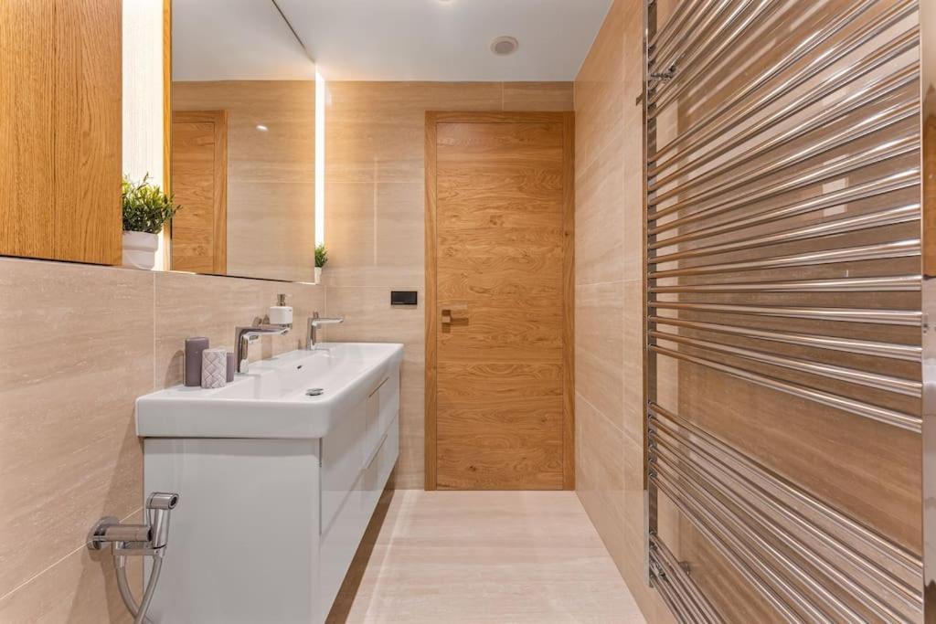 Residence Koubek - Utulny Apartman S Vyhledem A Parkovanim Szpindlerowy Młyn Zewnętrze zdjęcie